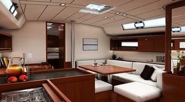Charter Bénéteau Oceanis 45 Pomer
