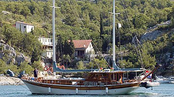 Charter Sirok Sibenik