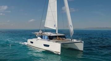Alquiler Fountaine Pajot Lucia 40 Trogir